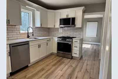 36349 S Riverview Drive, Eastlake, OH 44095 - Photo 26