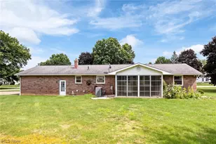 5059 Broadview St NE, Louisville, OH 44641 - Photo 32