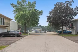 2436 Island Dr, Uniontown, OH 44685 - Photo 18