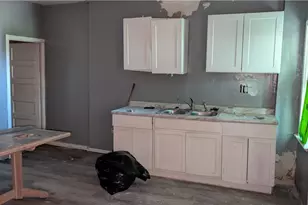 9013 Harris Ave, Loveland, OH 44104 - Photo 16