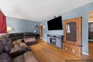 121 E Ralston Ave, Akron, OH 44301 - Photo 8