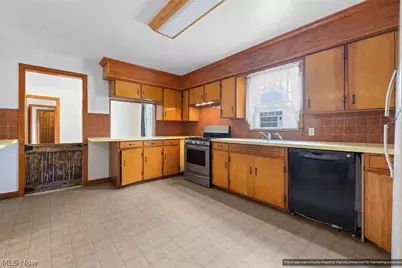 121 E Ralston Avenue, Akron, OH 44301 - Photo 10