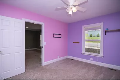 107 Broad Street, St Clairsville, OH 43950 - Photo 14