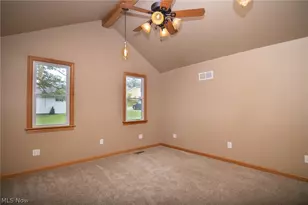 107 Broad St, St Clairsville, OH 43950 - Photo 6