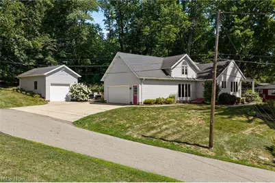 5178 East Boulevard NW, Canton, OH 44718 - Photo 4