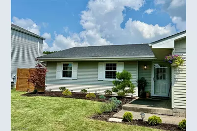 1899 Woodgate Street, Austintown, OH 44515 - Photo 2