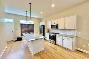 1958 W 47th St, Loveland, OH 44102 - Photo 2