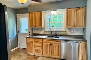 1222 Euclid Ave, Weirton, WV 26062 - Photo 8