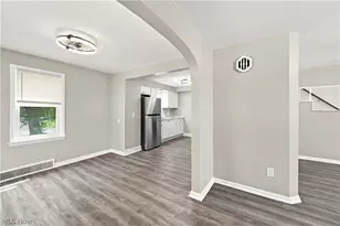 418 Missouri Ave, Lorain, OH 44052 - Photo 6