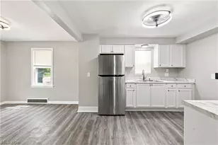 418 Missouri Ave, Lorain, OH 44052 - Photo 12
