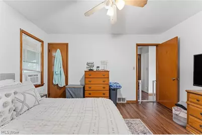 14220 Triskett Road #Up, Loveland, OH 44111 - Photo 8
