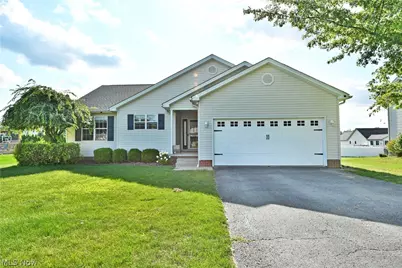10420 Carrie Drive, New Middletown, OH 44442 - Photo 1