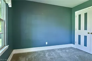 10420 Carrie Dr, New Middletown, OH 44442 - Photo 26