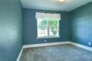 10420 Carrie Dr, New Middletown, OH 44442 - Photo 24