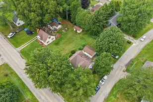 2755 Springfield Lake Dr, Akron, OH 44312 - Photo 4