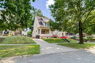 422 Reed Ave, Akron, OH 44301 - Photo 1