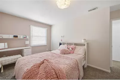 7 Meadowlawn Drive #20, Mentor, OH 44060 - Photo 12