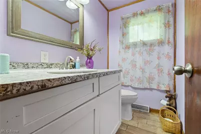 12780 Jamestown Avenue NW, Uniontown, OH 44685 - Photo 16