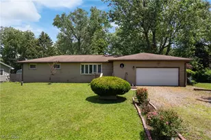 12780 Jamestown Ave NW, Uniontown, OH 44685 - Photo 32