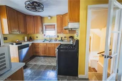 290 Cooper Foster Park Road W, Lorain, OH 44053 - Photo 4