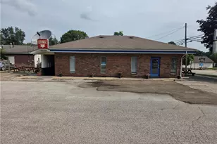 70 S Cleveland Ave, Mogadore, OH 44260 - Photo 1