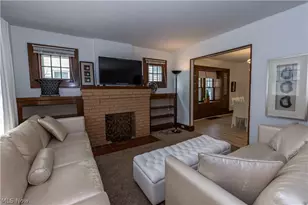 273 S Portage Path, Akron, OH 44302 - Photo 8