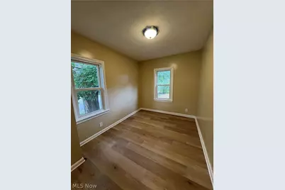 1195 Lindsay Avenue, Akron, OH 44306 - Photo 4