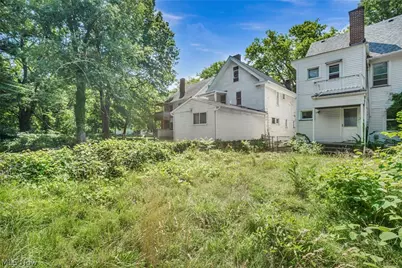 10001 Yale Avenue, Loveland, OH 44108 - Photo 6