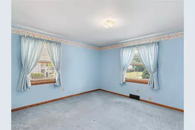 186 E Woodsdale Avenue, Akron, OH 44301 - Photo 16