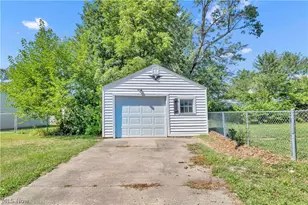 4082 Palm Ave, Lorain, OH 44055 - Photo 4