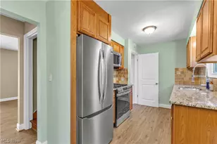 4082 Palm Ave, Lorain, OH 44055 - Photo 12