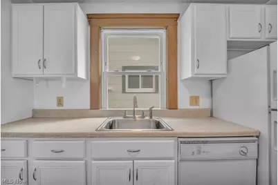 4609 Wichita Avenue, Loveland, OH 44144 - Photo 14
