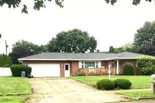 1114 2nd St SW, New Philadelphia, OH 44663 - Photo 2