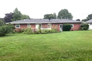 1114 2nd St SW, New Philadelphia, OH 44663 - Photo 6