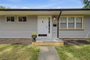 1975 Rookwood Rd, Loveland, OH 44112 - Photo 2