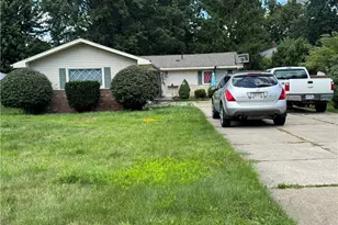 2475 Sand Run, Fairlawn, OH 44333 - Photo 1