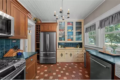 168 Castle Boulevard, Akron, OH 44313 - Photo 20