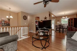 1856 Stirling Rd, Madison, OH 44057 - Photo 4