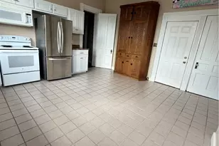 932 Maple Ave, Zanesville, OH 43701 - Photo 4