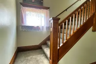 341 Hamilton Ave, Coshocton, OH 43812 - Photo 10