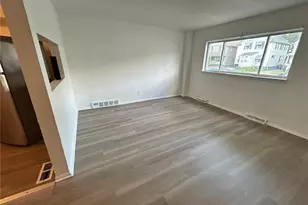 2232 W 103rd St, Loveland, OH 44102 - Photo 8