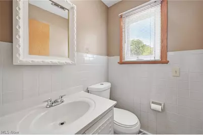 349 Westview Avenue, Hubbard, OH 44425 - Photo 14