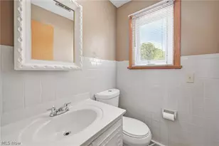 349 Westview Ave, Hubbard, OH 44425 - Photo 14