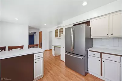 349 Westview Avenue, Hubbard, OH 44425 - Photo 6