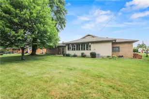 2494 Ardenwood Pl, Austintown, OH 44515 - Photo 6