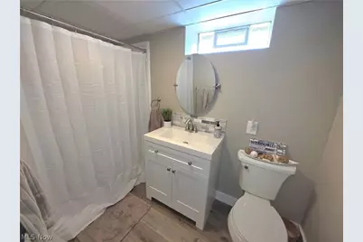 230 E 288th Street, Willowick, OH 44095 - Photo 24