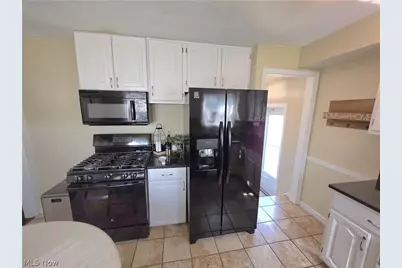 230 E 288th Street, Willowick, OH 44095 - Photo 20