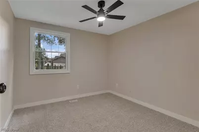5609 Tulane Avenue, Austintown, OH 44515 - Photo 14