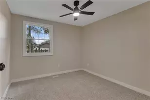 5609 Tulane Ave, Austintown, OH 44515 - Photo 14