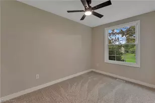 5609 Tulane Ave, Austintown, OH 44515 - Photo 16